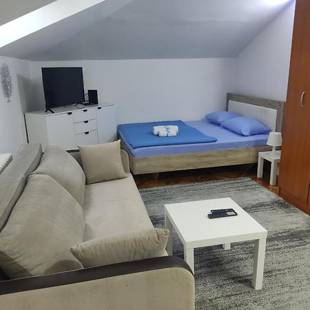 Sunset Apartment 斯梅代雷沃 外观 照片